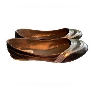 Brown Gold Accents Metallic Shiny AJ Valenci Flat Shoes Size 8.5 Nude